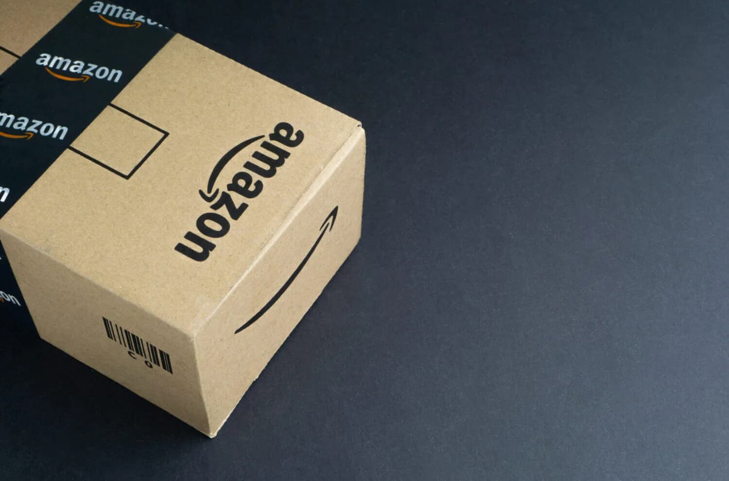 online shopping image of amazon package