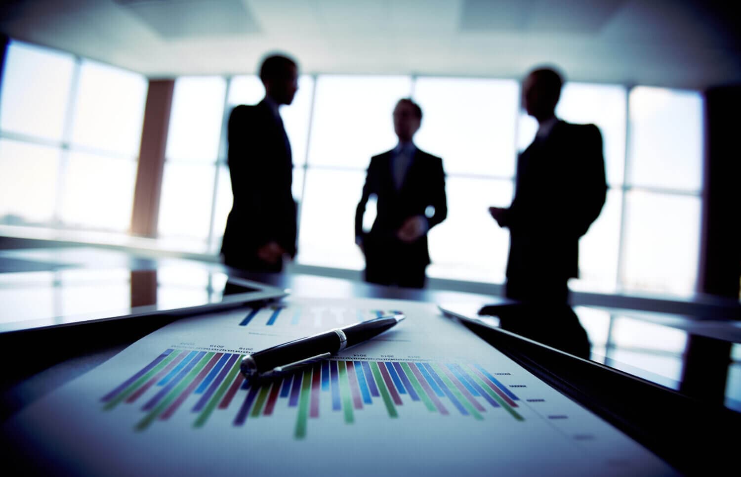 three shady persons and a graph